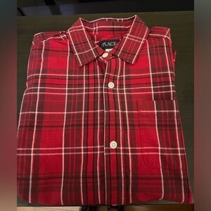 NWT boy’s button down dress shirt from Children’s Place Size XL.